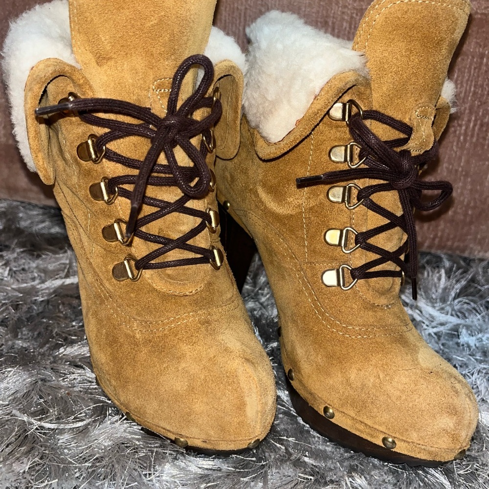 Brand New Authentic Dsquared2 Boots Suede/ Shearling